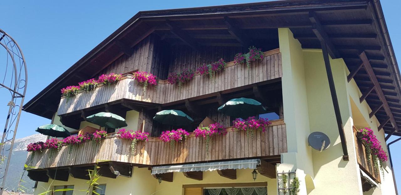 Gaestehaus Schoeneweiss Эрвальд Экстерьер фото